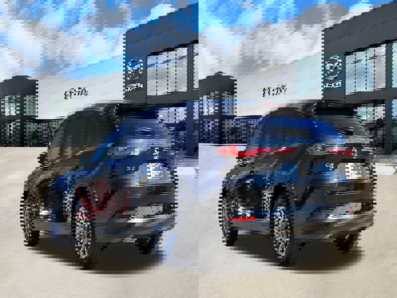 Used 2025 MAZDA CX-90 3.3 Turbo w/ Select Package image 2