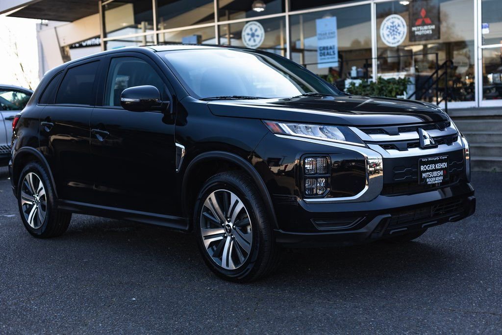 Used 2024 Mitsubishi Outlander Sport SE image 6