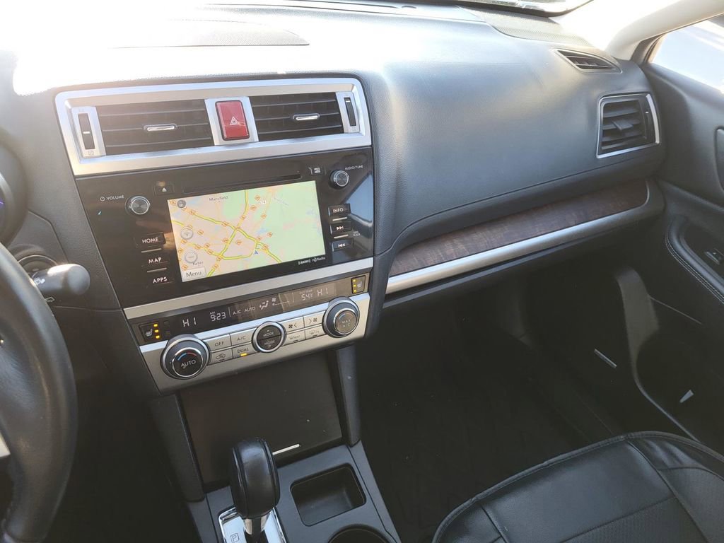 Used 2016 Subaru Outback 2.5i Limited image 25