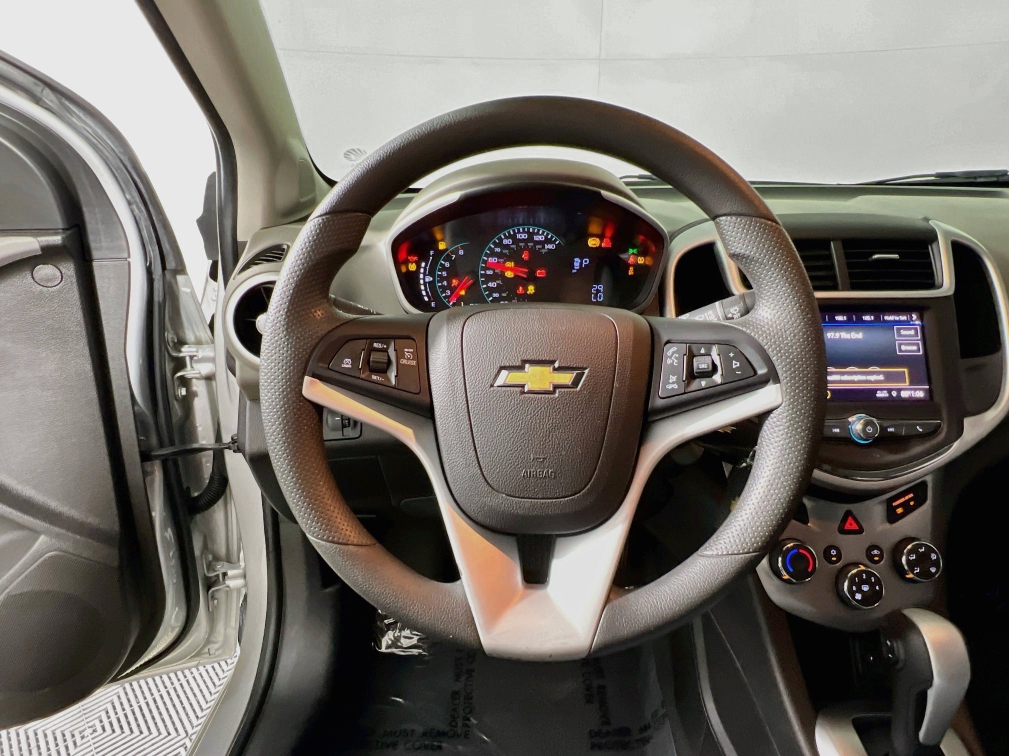 Used 2020 Chevrolet Sonic LT FWD image 18