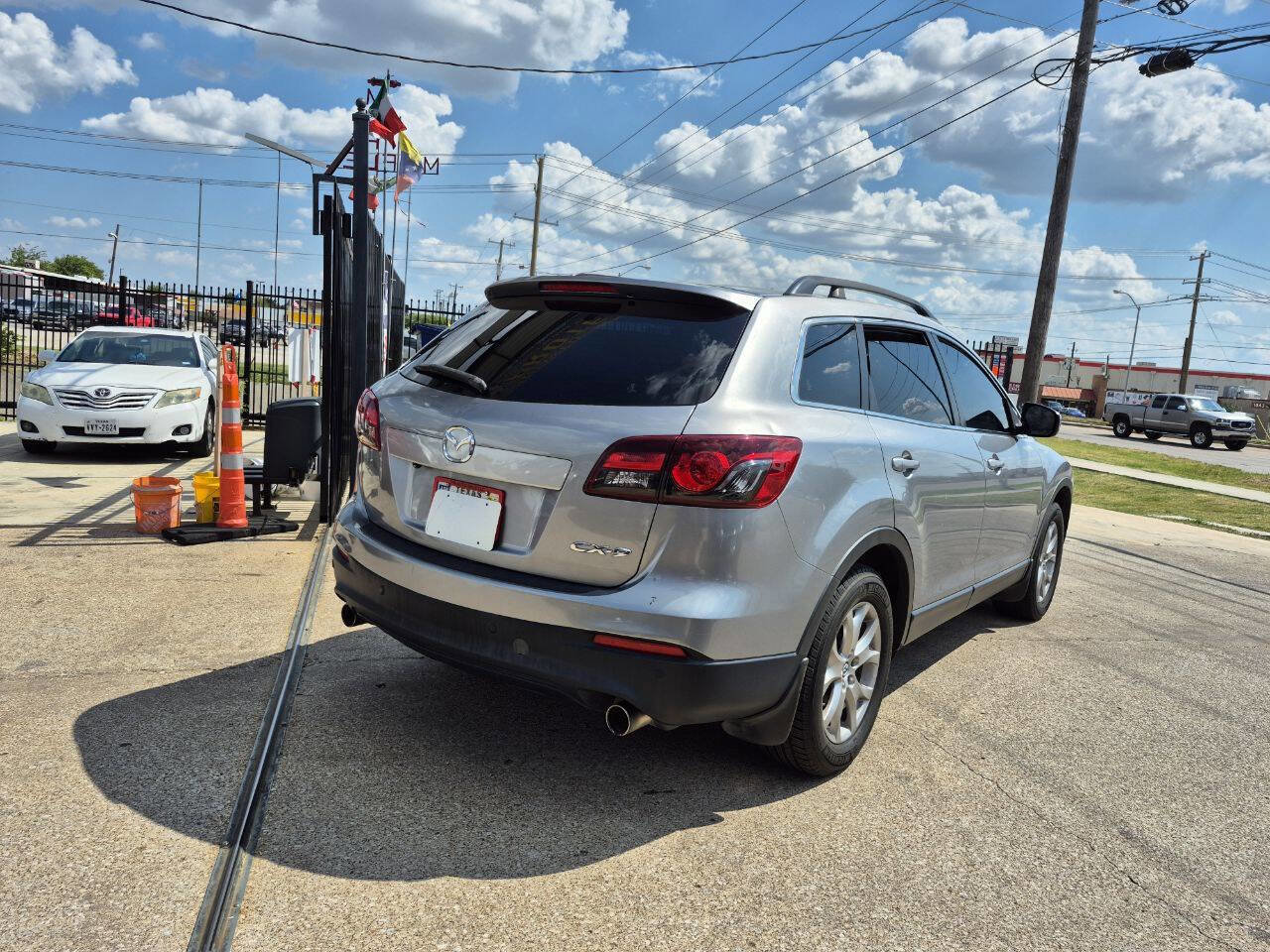 Used 2014 MAZDA CX-9 Touring image 6