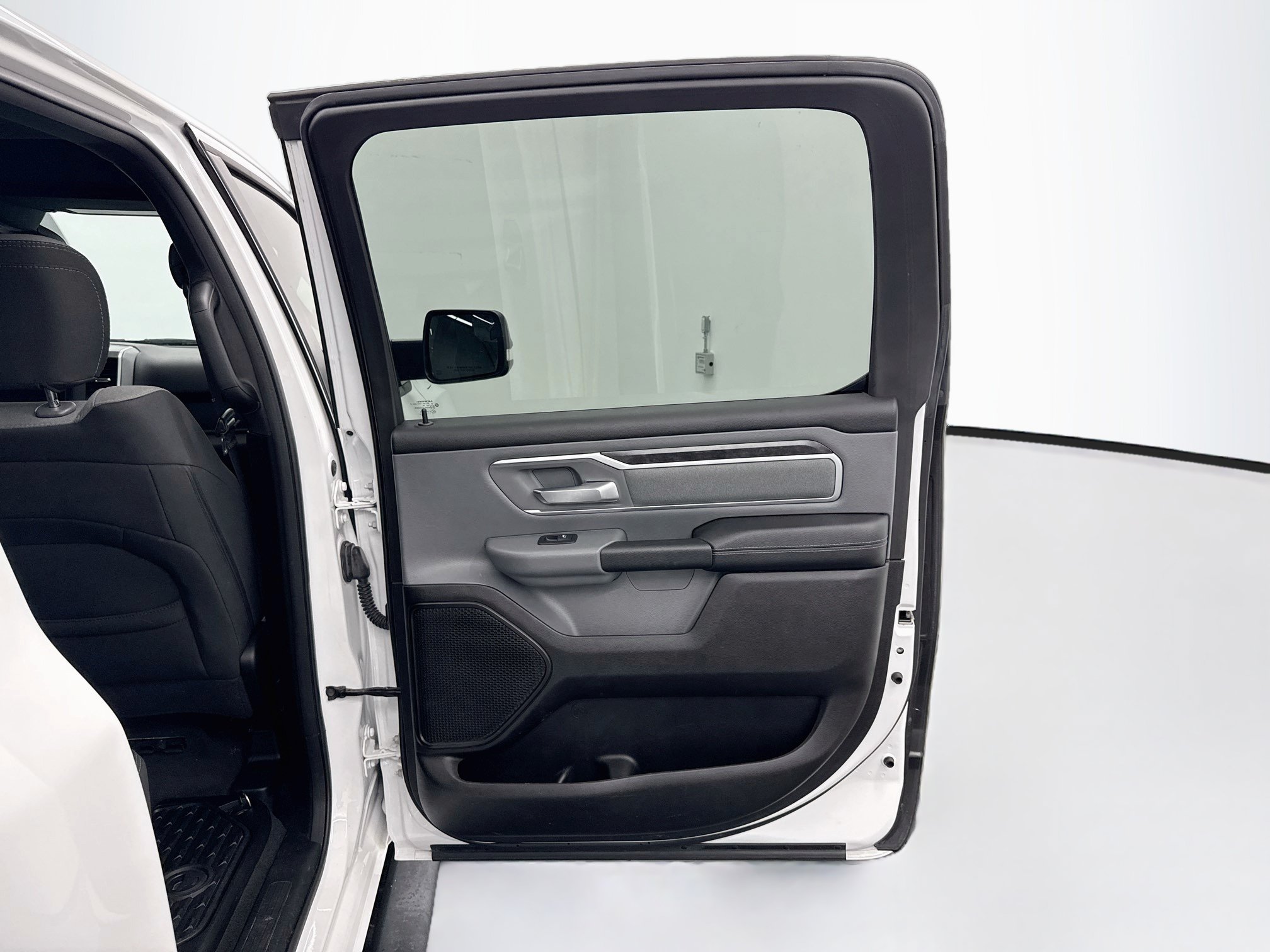 Used 2022 RAM 1500 Big Horn RWD image 28