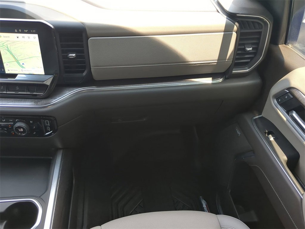 Used 2025 Chevrolet Silverado 2500 LTZ w/ LTZ Premium Package image 25