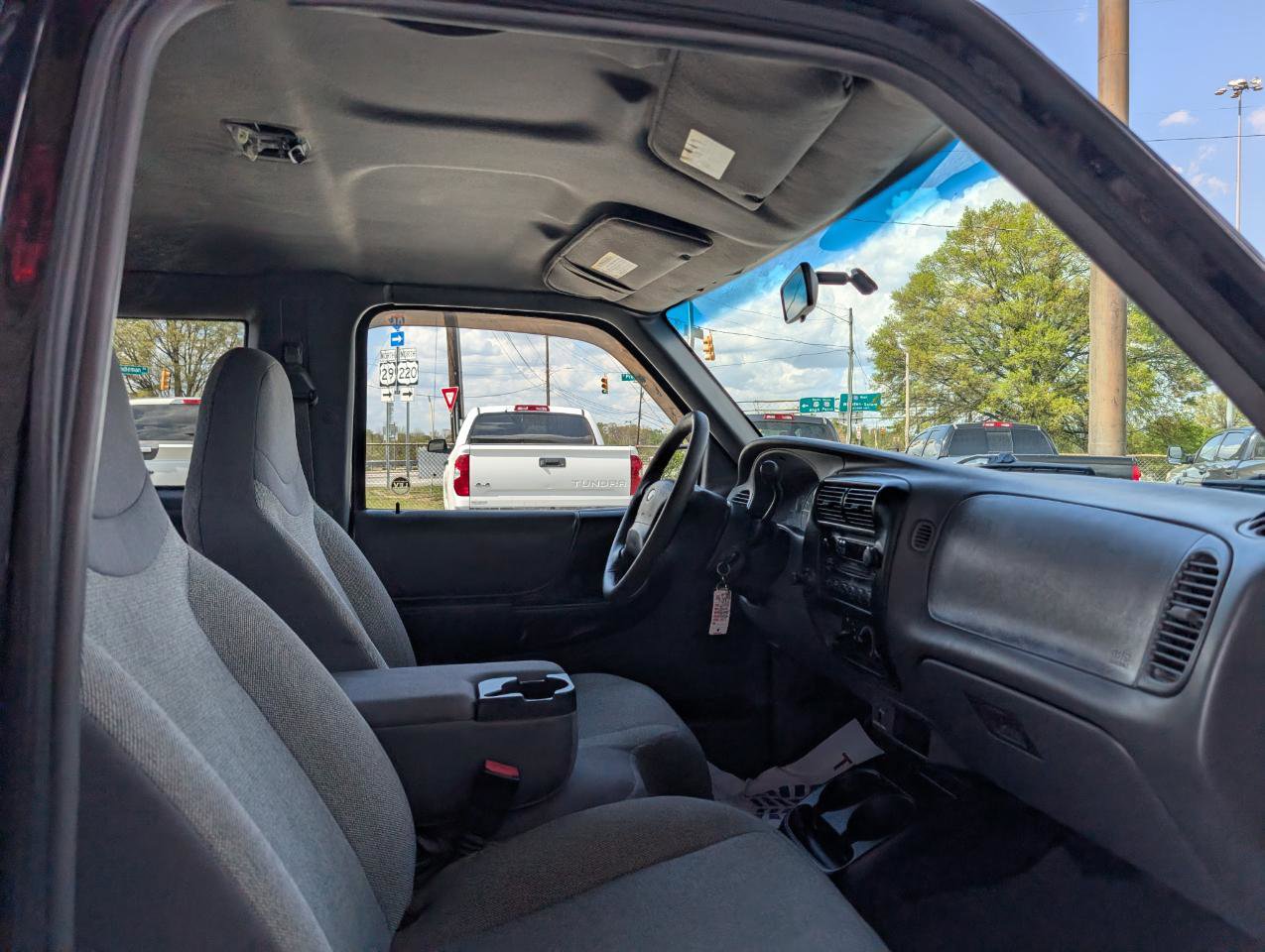 Used 2002 Ford Ranger XLT image 16