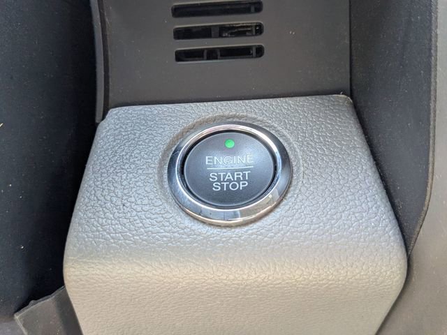 Used 2016 Ford F150 Lariat RWD image 18
