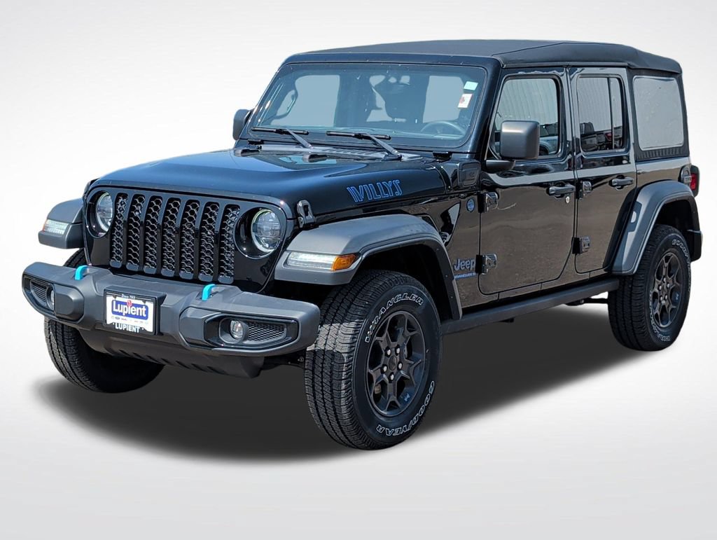 Used 2023 Jeep Wrangler Unlimited w/ Cold Weather Group AWD/4WD image 7