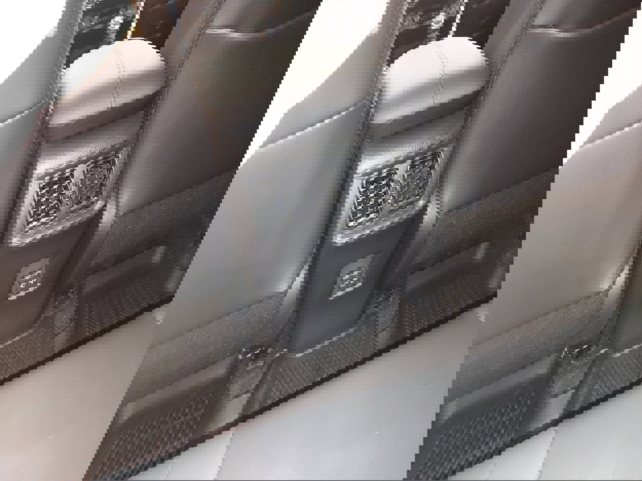 Used 2023 Toyota RAV4 XLE Premium image 20