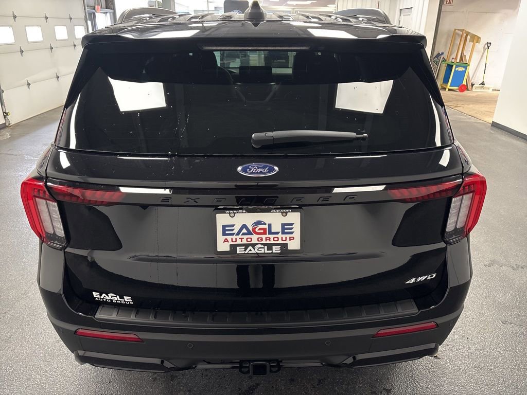 New 2026 Ford Explorer ST-Line AWD/4WD image 9