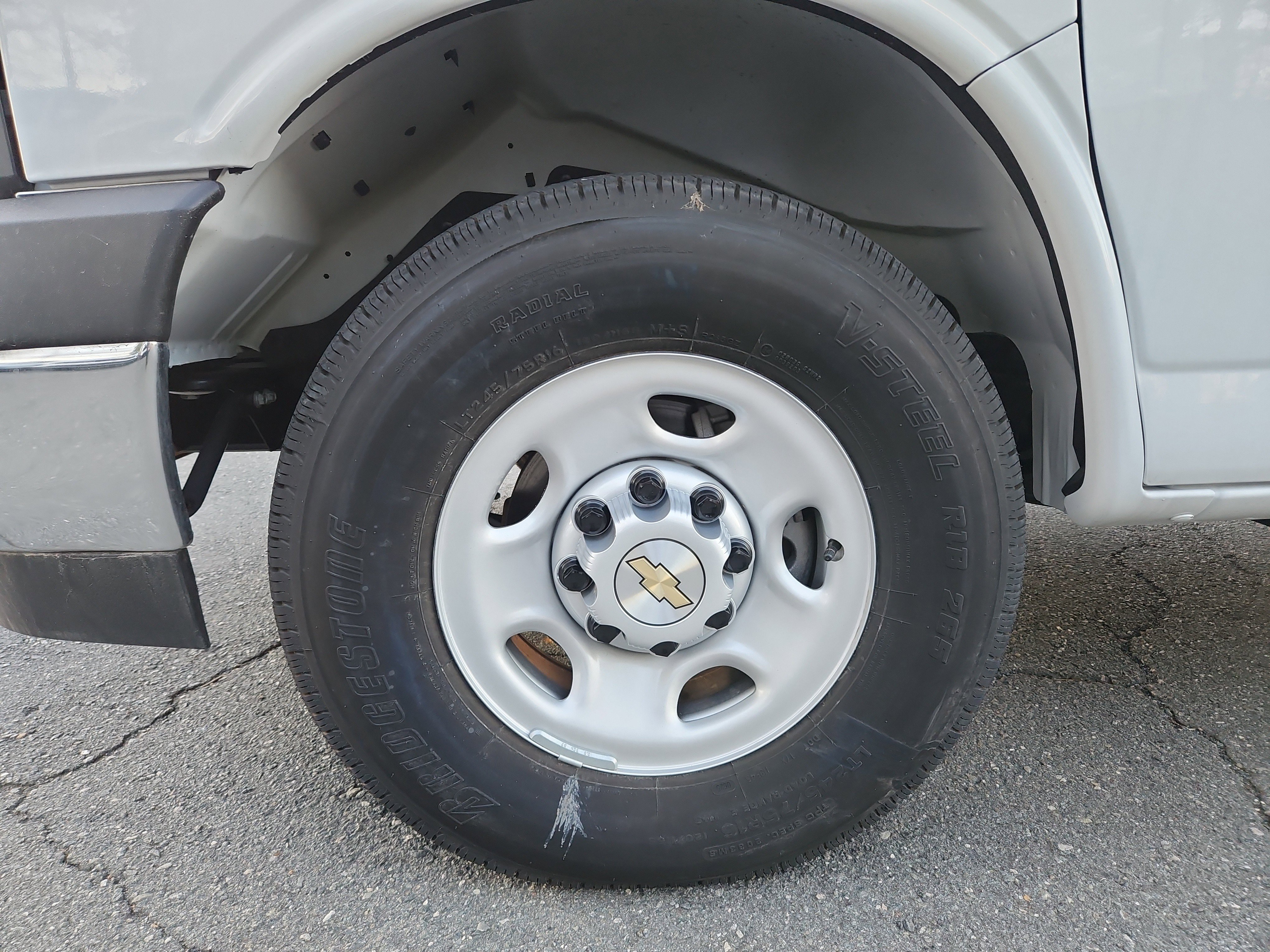 New 2025 Chevrolet Express 3500 w/ Power Convenience Package image 8