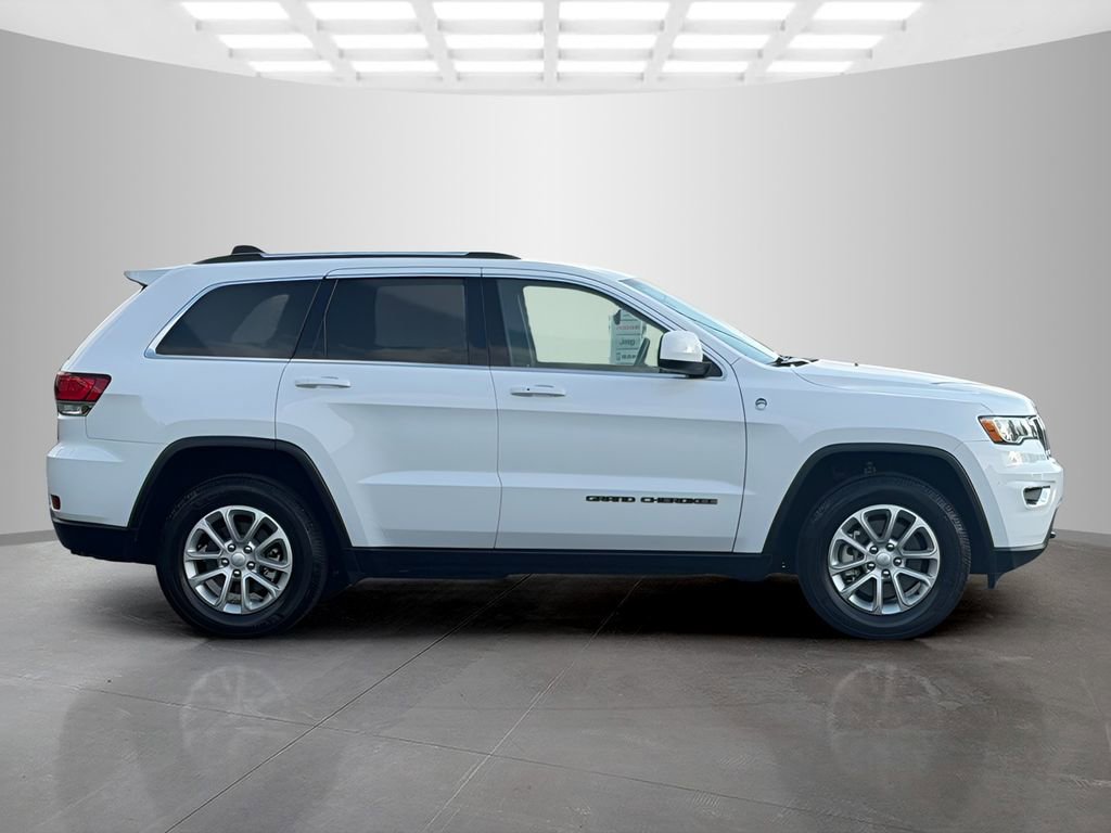 Used 2021 Jeep Grand Cherokee Laredo image 6