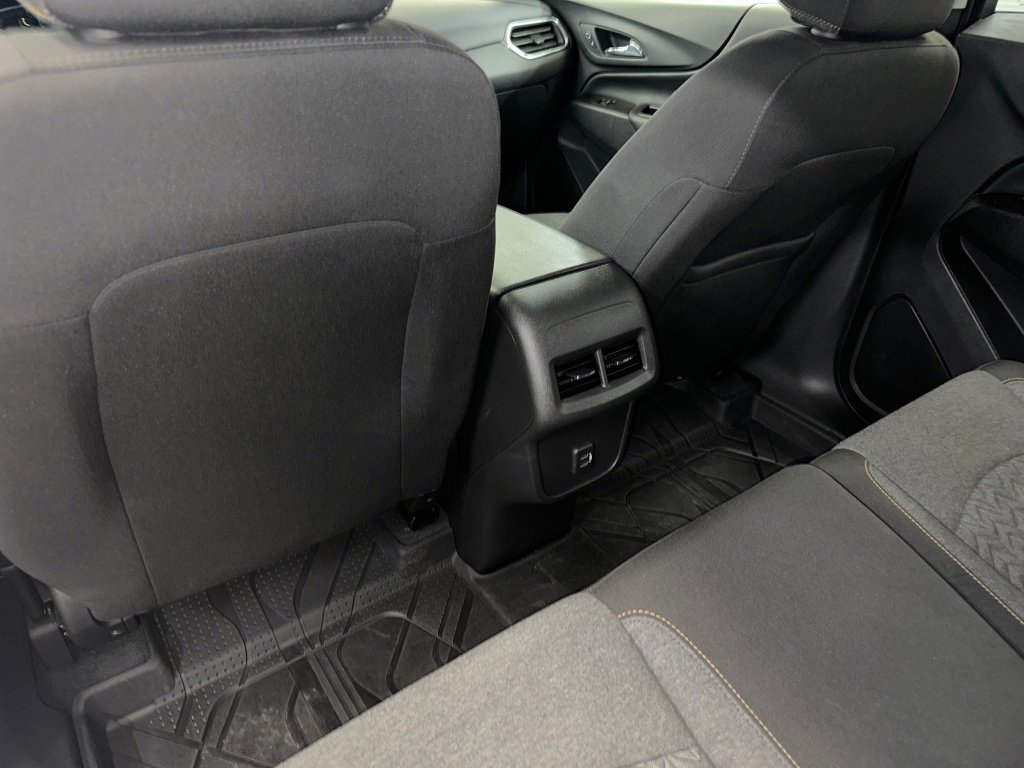 Used 2024 Chevrolet Equinox LT w/ LPO, Floor Liner Package image 19