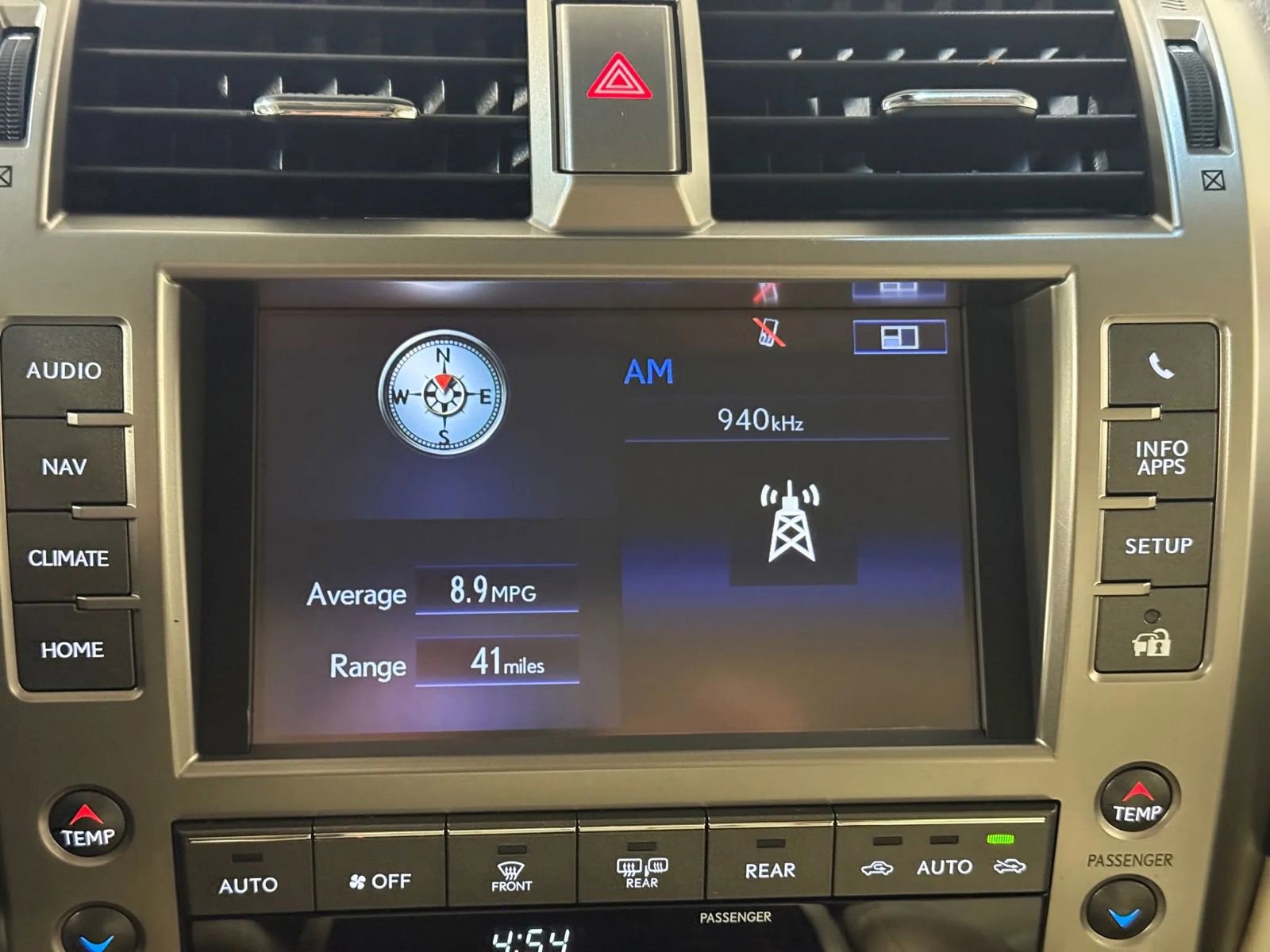 Used 2020 Lexus GX 460 Premium w/ Premium Package image 34