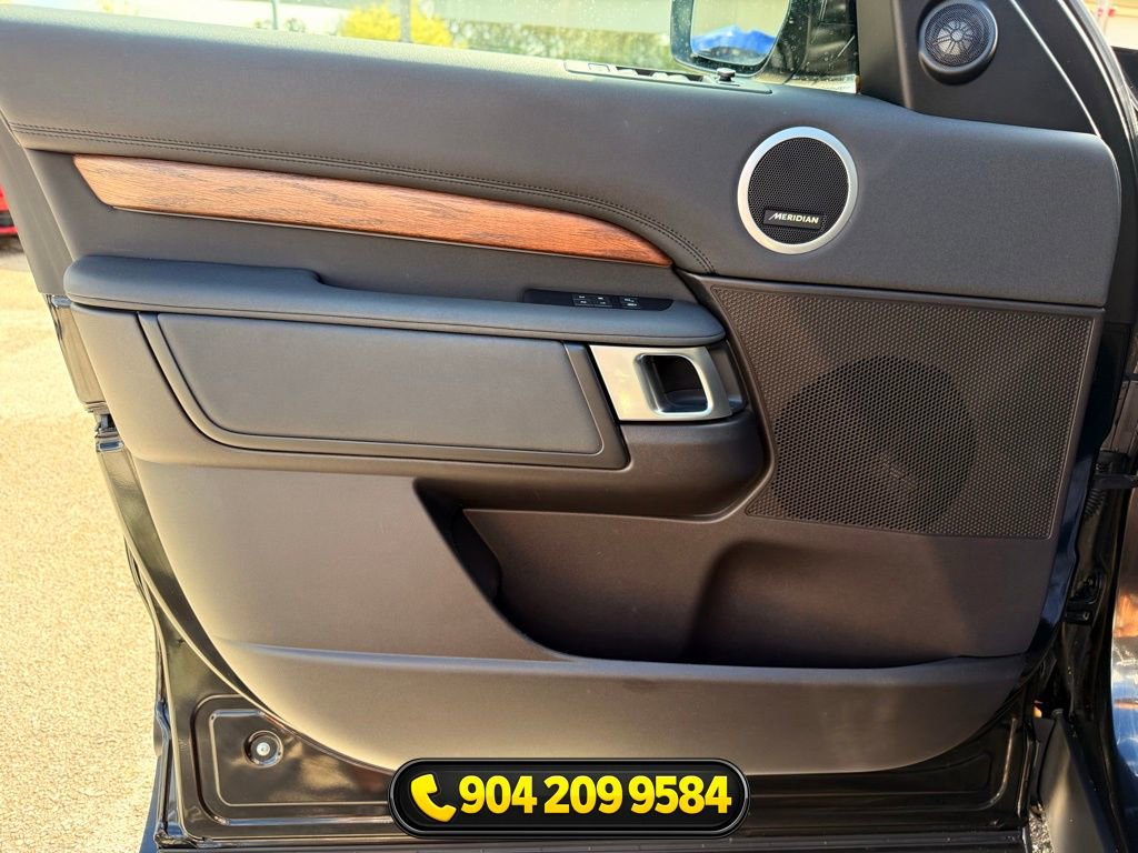 Used 2017 Land Rover Discovery HSE image 20