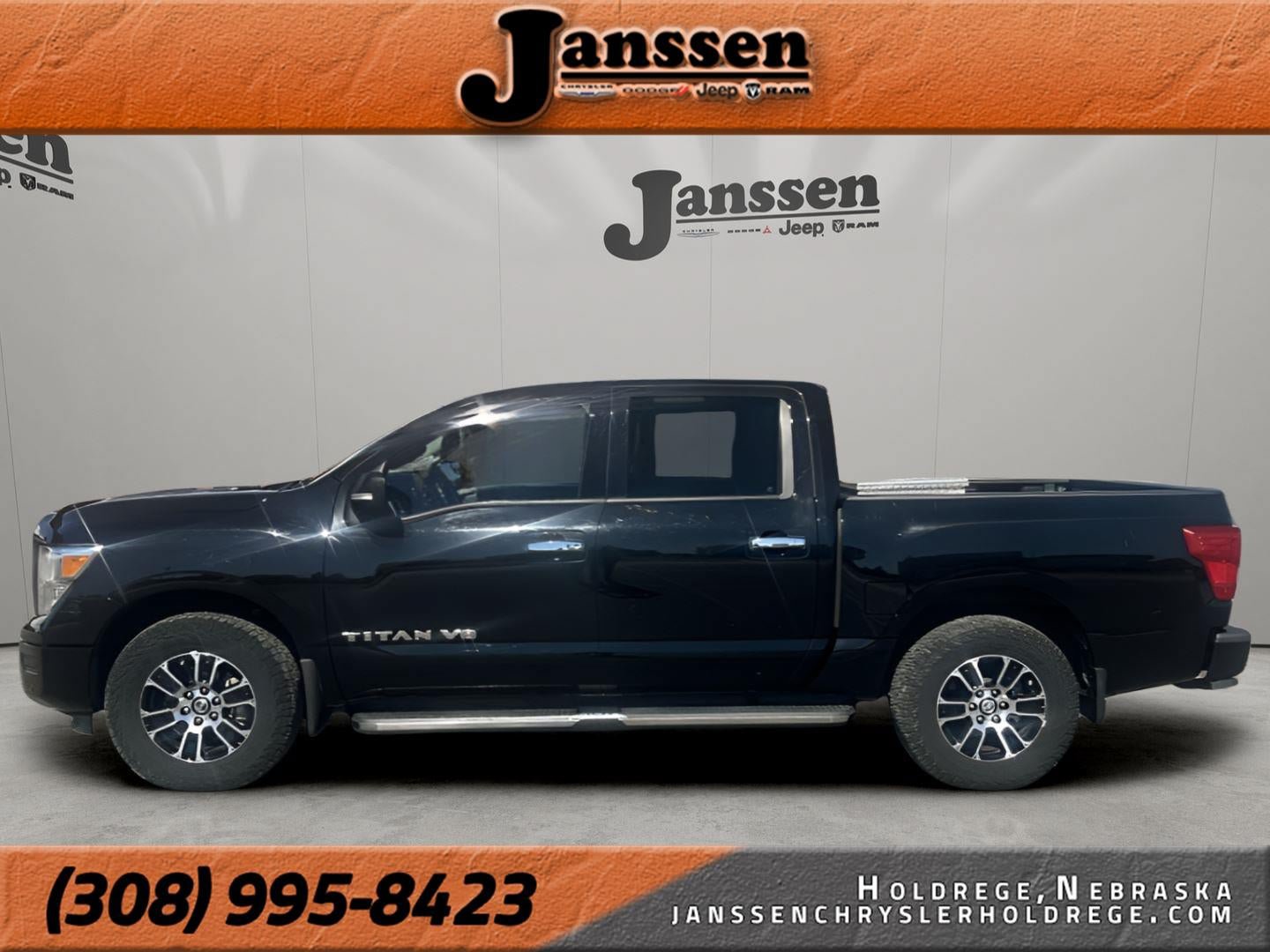 Used 2020 Nissan Titan SV w/ SV Convenience Package AWD/4WD image 1