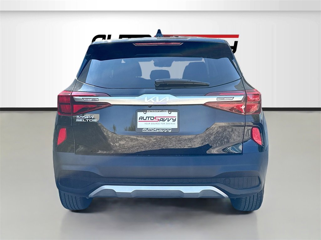 Used 2023 Kia Seltos LX image 6