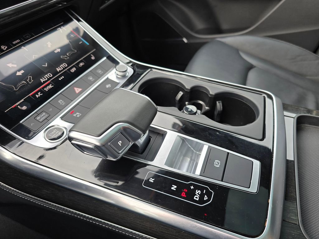 Used 2025 Audi Q7 3.0T Premium Plus image 37