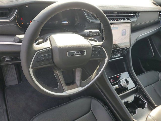 New 2025 Jeep Grand Cherokee Limited w/ Luxury Tech Group II image 19