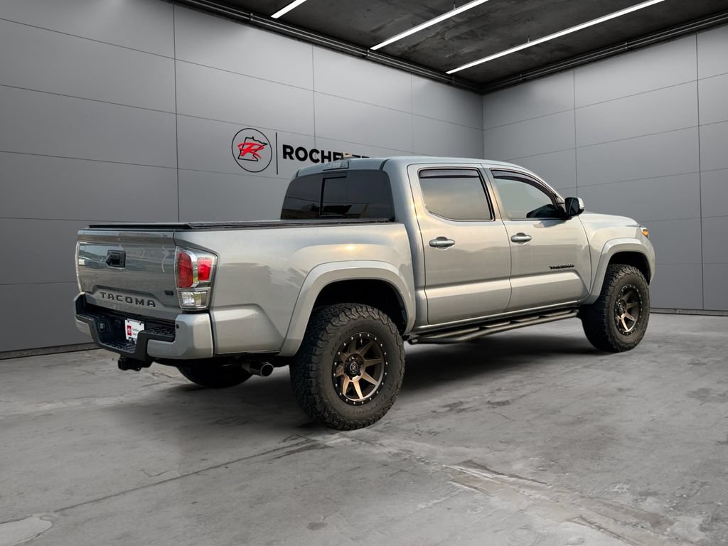Certified 2020 Toyota Tacoma TRD Sport w/ TRD Premium Sport Package AWD/4WD image 5