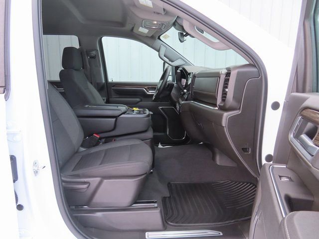 Used 2025 Chevrolet Silverado 2500 LT w/ Convenience Package AWD/4WD image 28