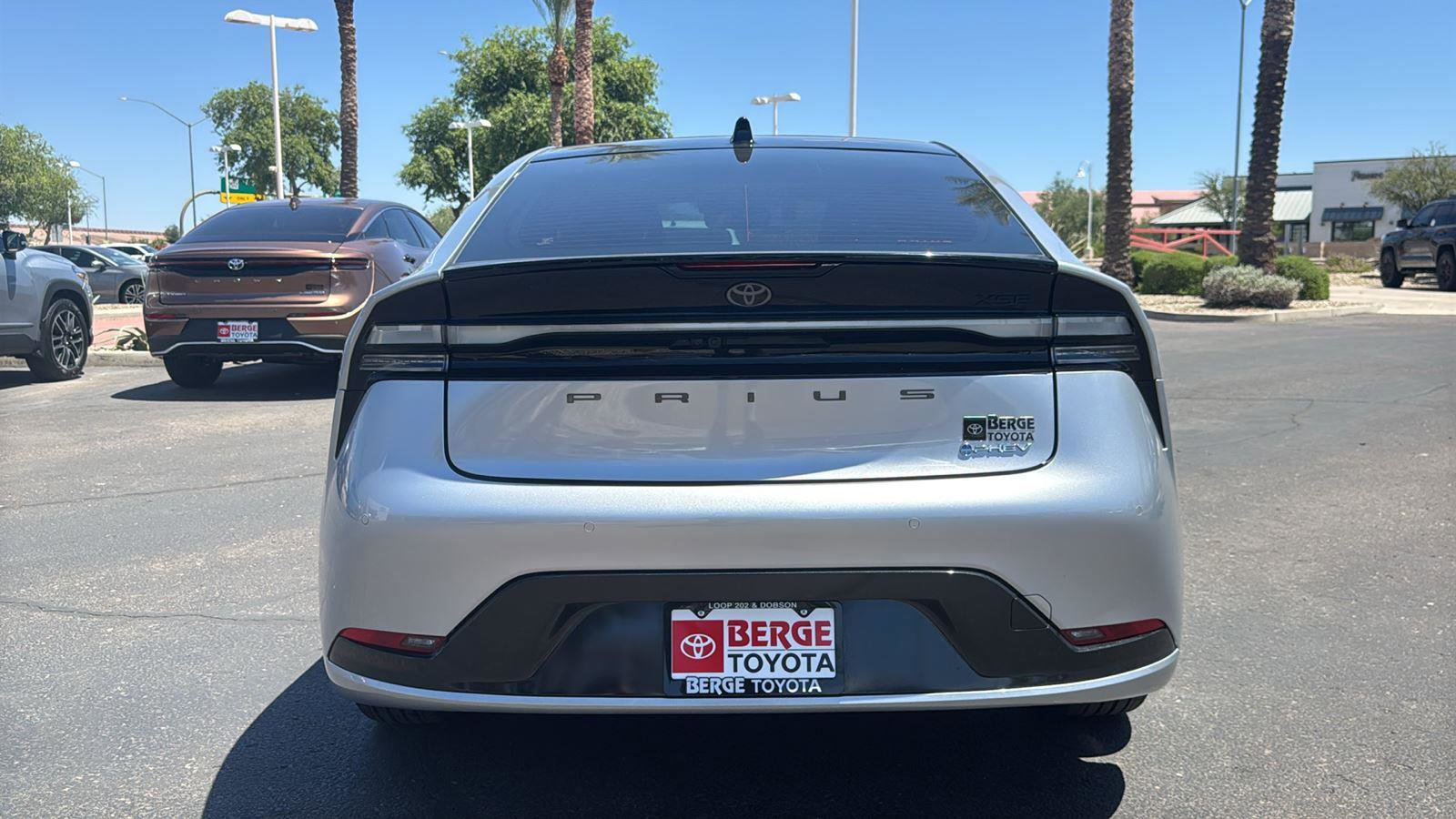 Used 2025 Toyota Prius Plug-In Hybrid w/ Limited Premium Package FWD image 6