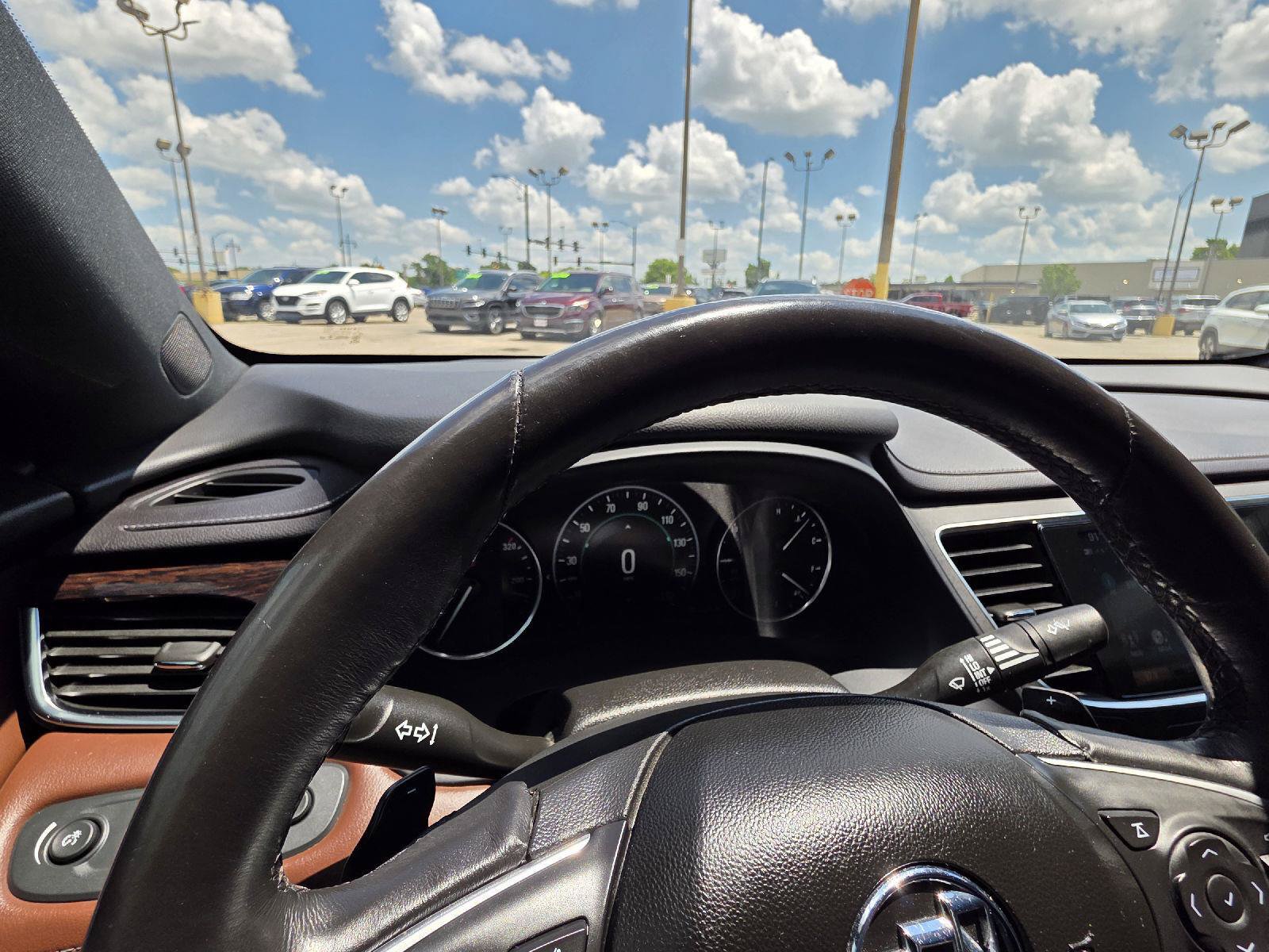 Used 2019 Buick LaCrosse Avenir w/ Driver Confidence Package II AWD/4WD image 31