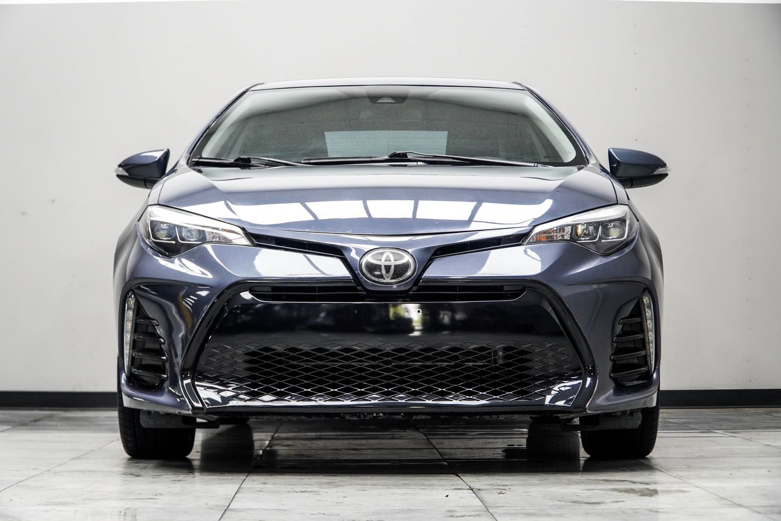 Used 2018 Toyota Corolla SE image 8