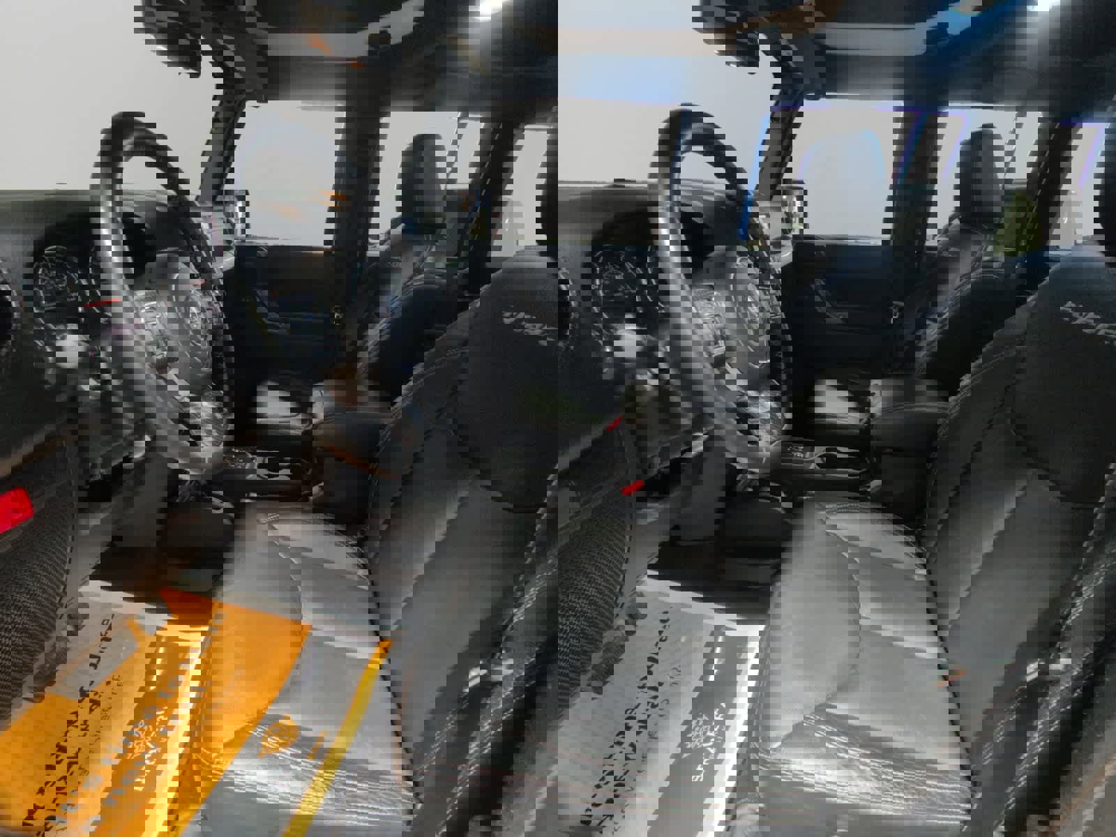 Used 2016 Jeep Wrangler Unlimited Rubicon image 9