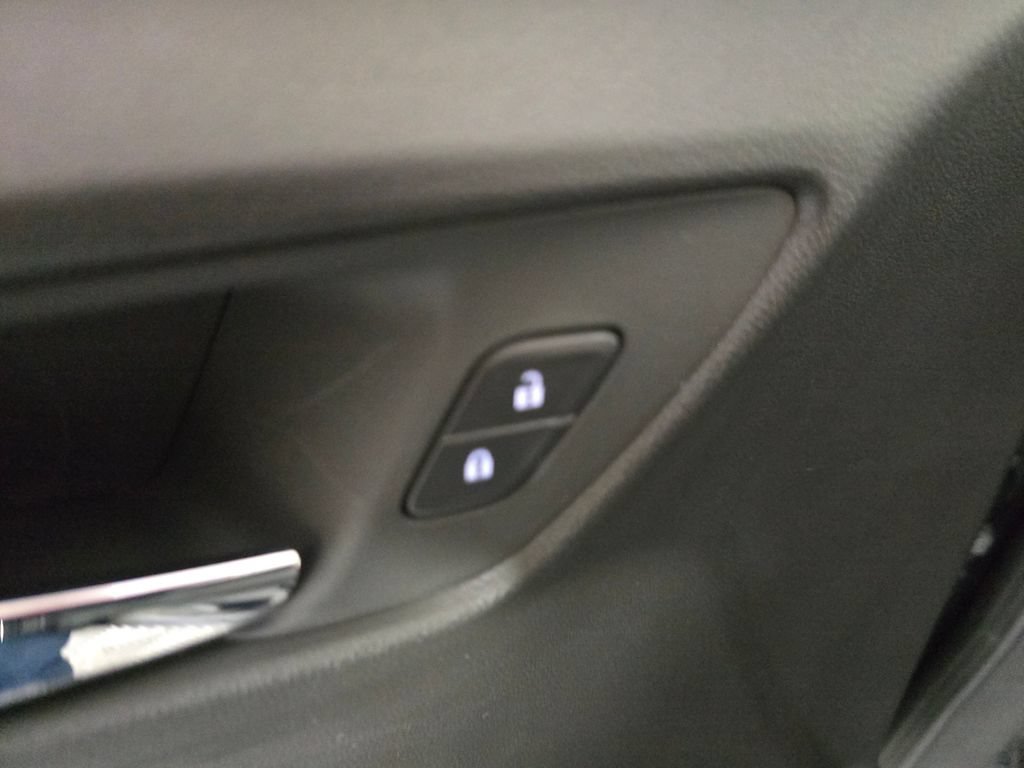 New 2027 Chevrolet Bolt LT w/ Comfort Package FWD image 25