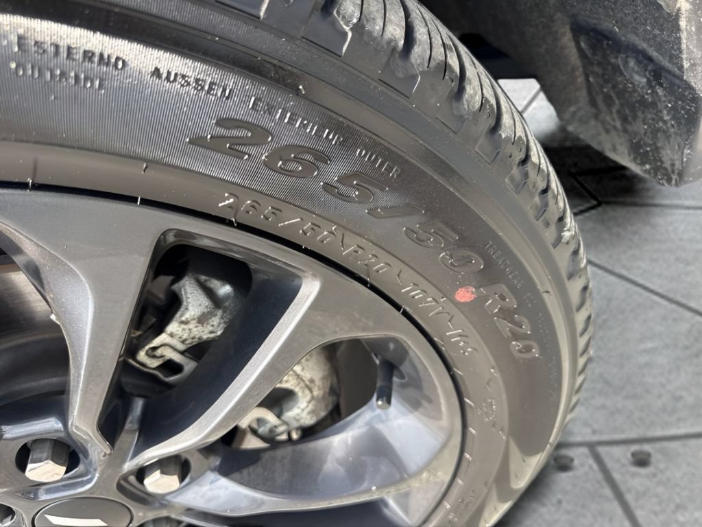 Used 2025 Dodge Durango GT AWD/4WD image 32