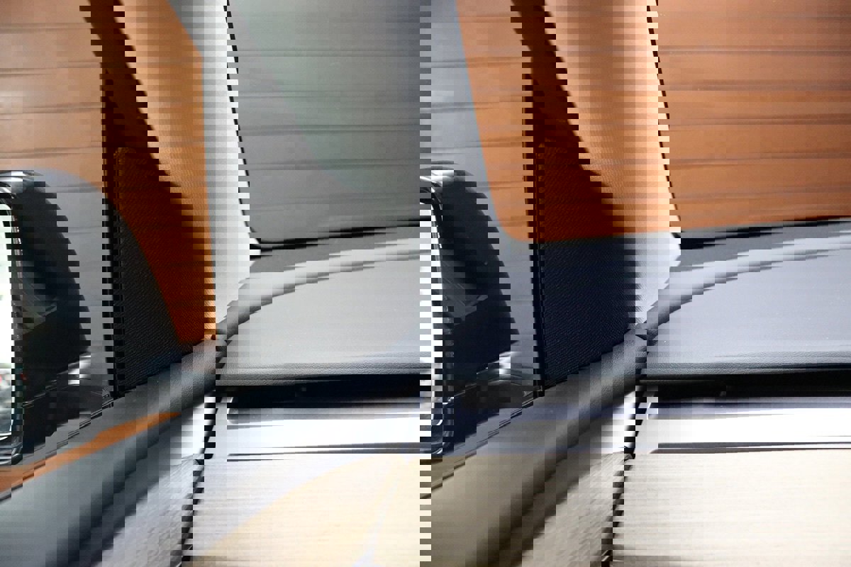 Used 2023 Tesla Model Y Performance image 38