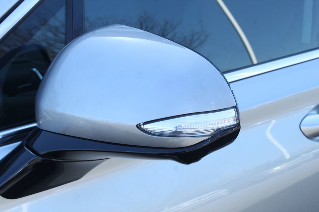 Used 2022 Hyundai Santa Fe Limited image 12