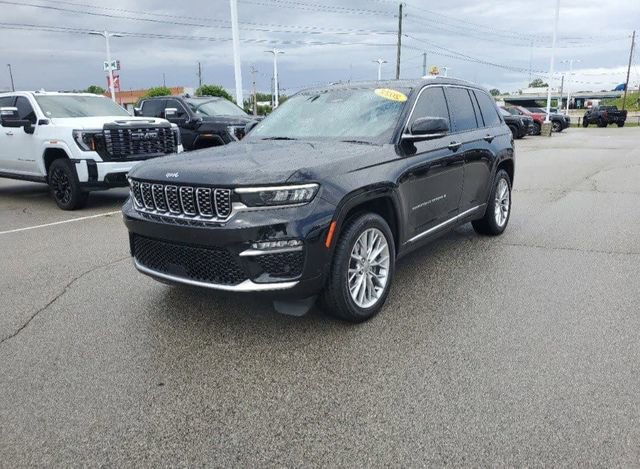 Used 2022 Jeep Grand Cherokee Summit w/ Luxury Tech Group V AWD/4WD image 5