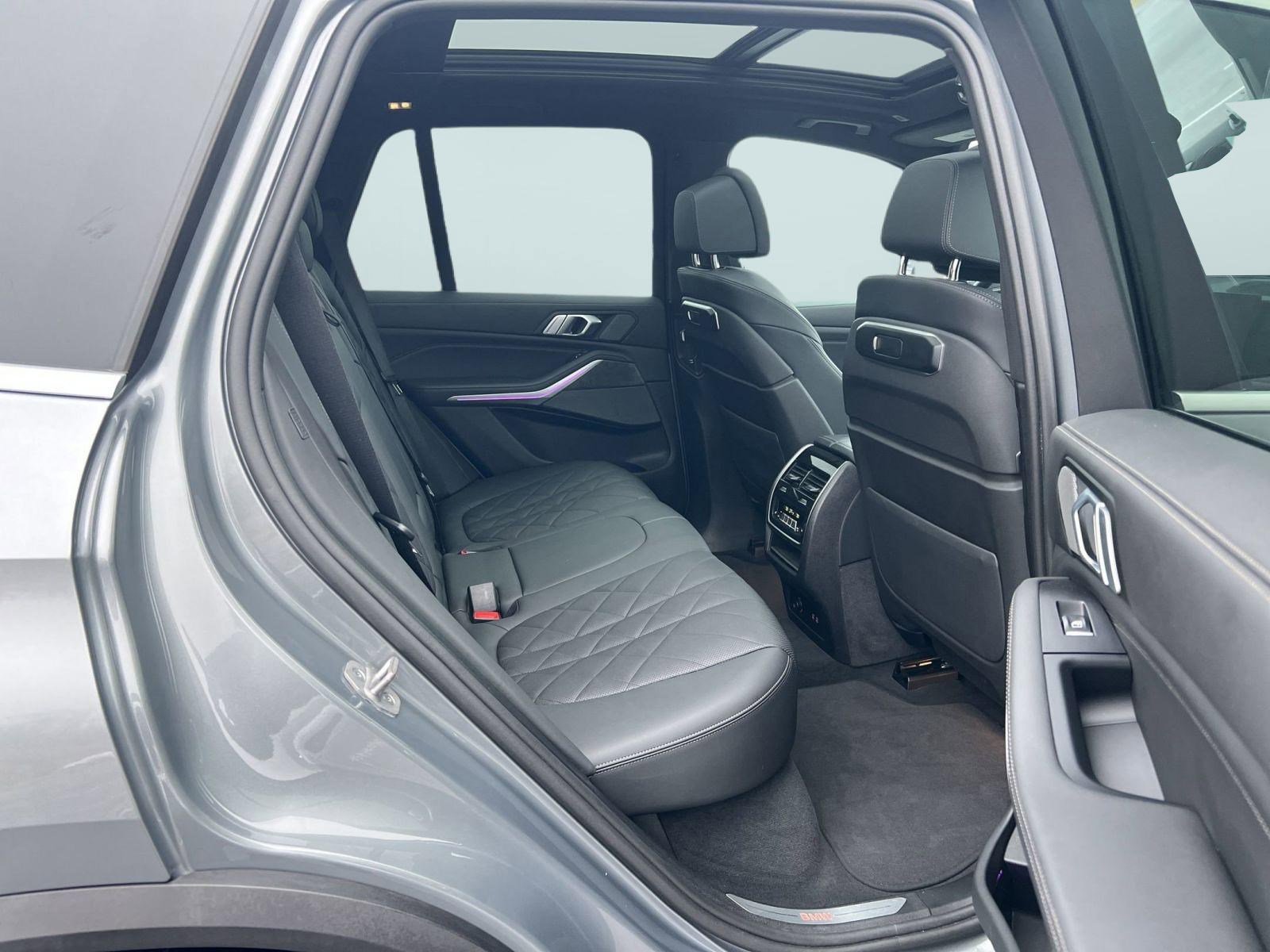 Used 2025 BMW X5 xDrive40i AWD/4WD image 29