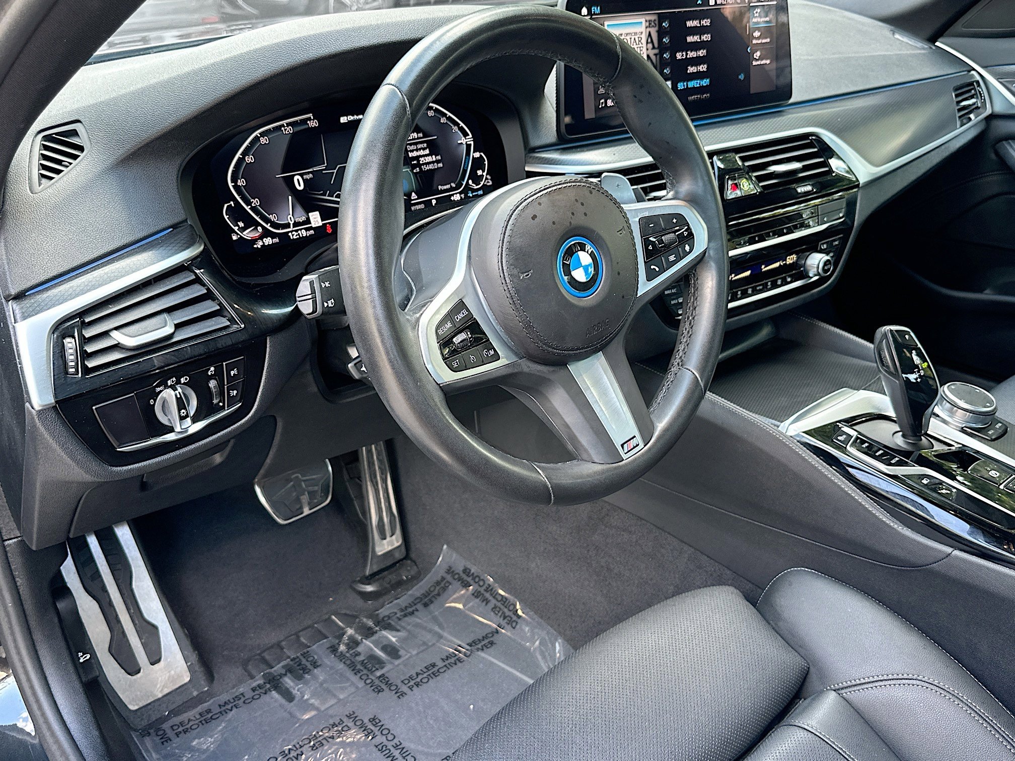 Certified 2023 BMW 530e w/ M Sport Package image 9