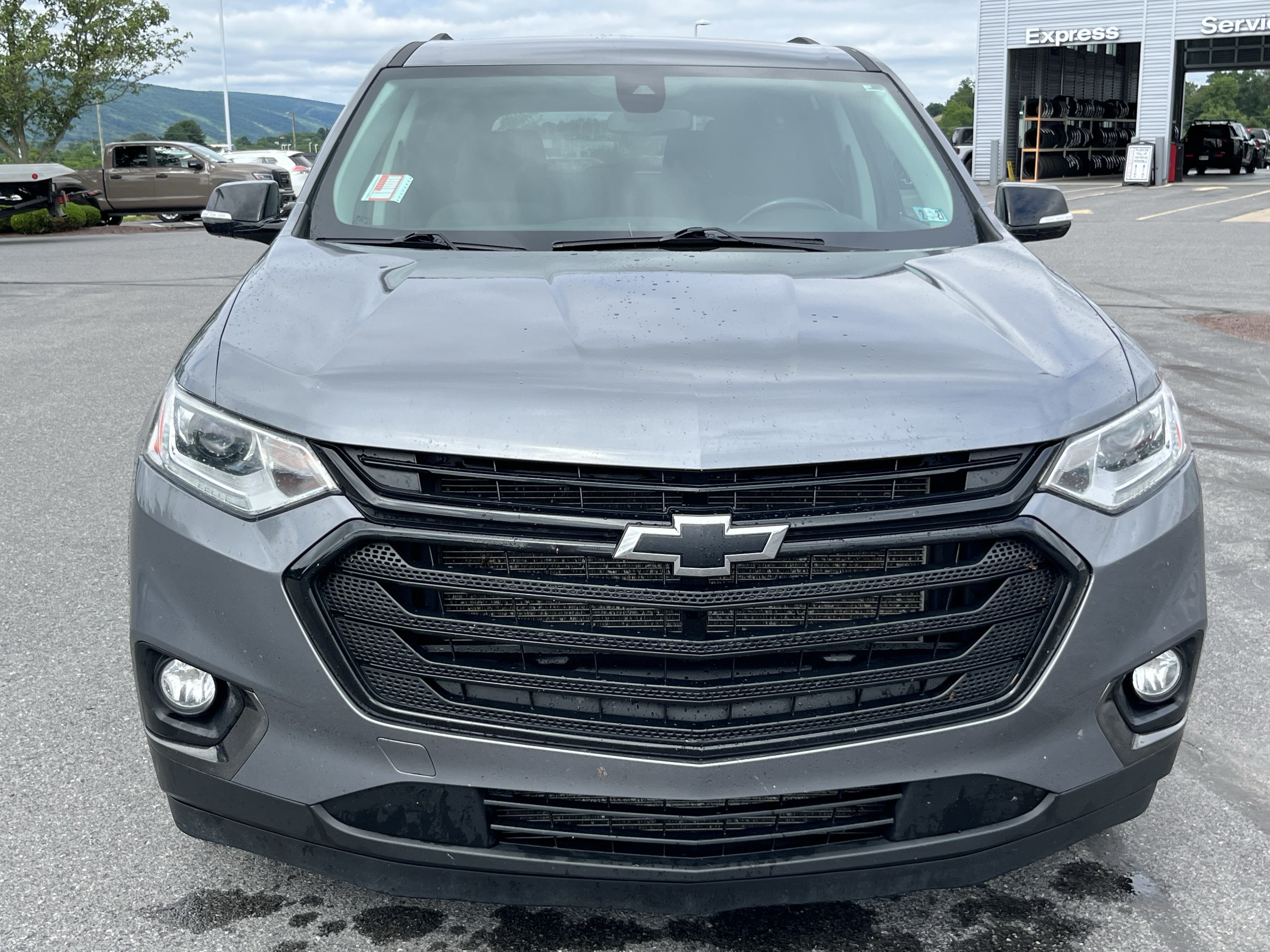 Used 2021 Chevrolet Traverse LT w/ LPO, Blackout Package AWD/4WD image 13