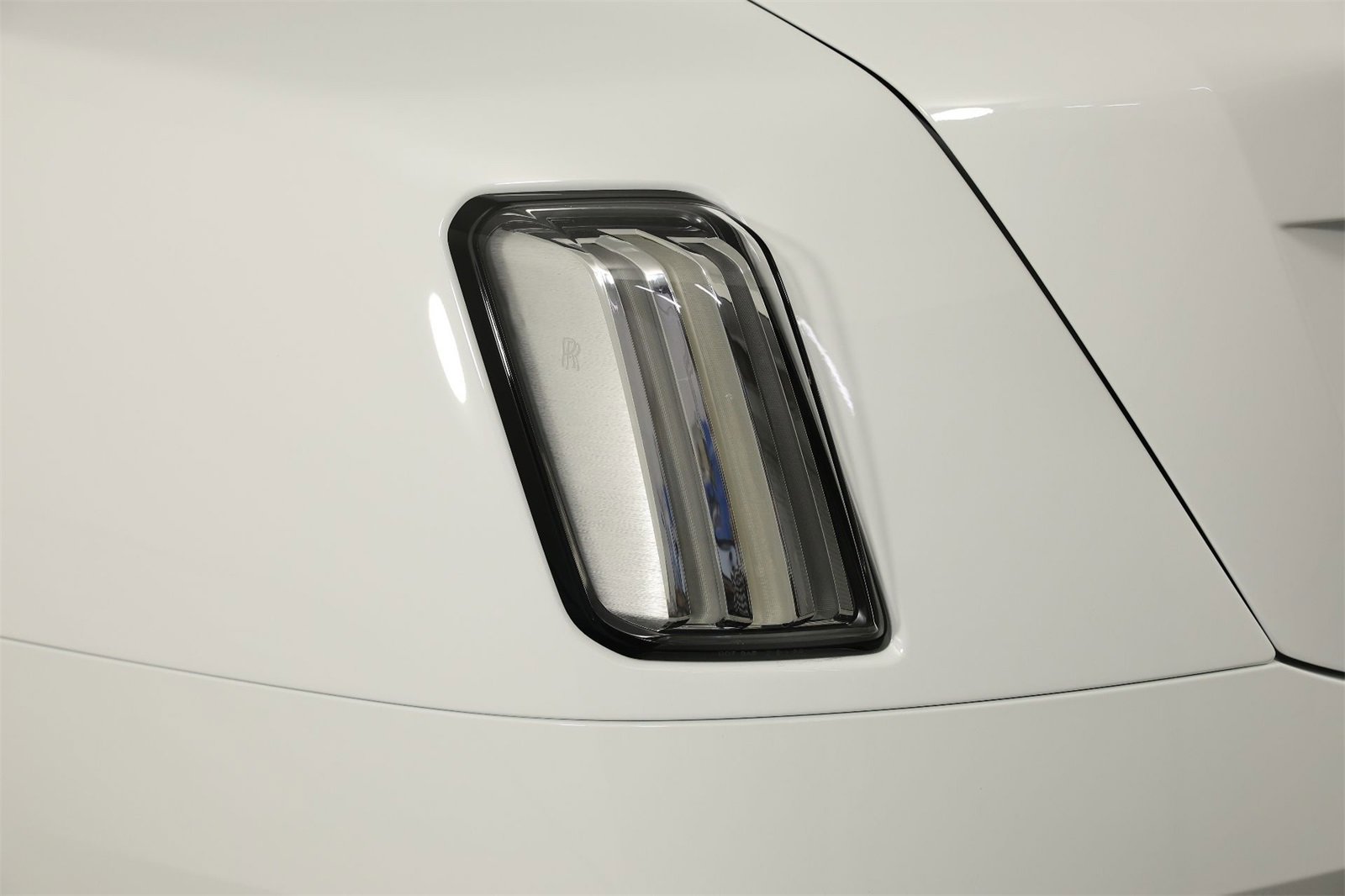 New 2025 Rolls-Royce Spectre w/ Spectre Launch Package image 21