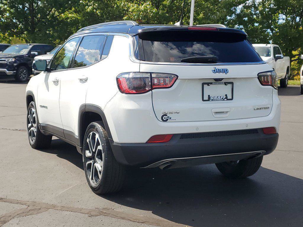 Used 2023 Jeep Compass Limited AWD/4WD image 4