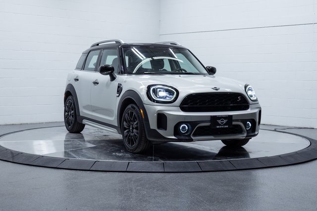 Used 2021 MINI Cooper Countryman S w/ Premium Package image 4