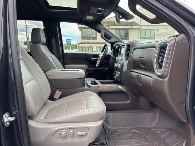 Used 2020 GMC Sierra 1500 SLT w/ SLT Premium Plus Package AWD/4WD image 16
