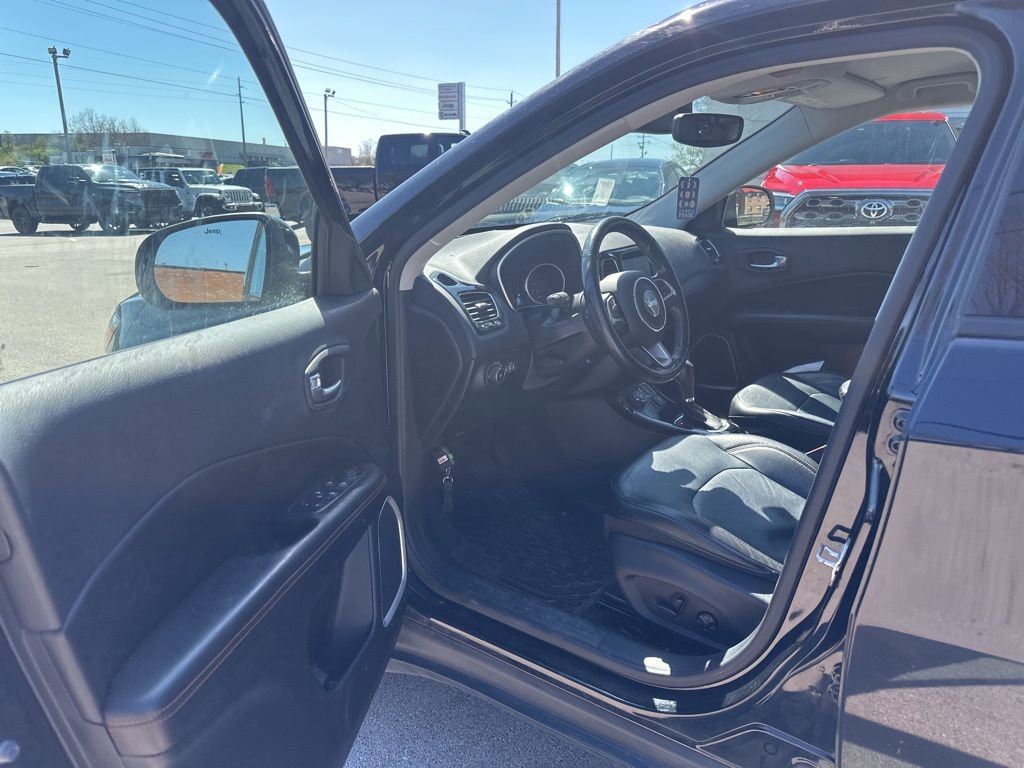 Used 2020 Jeep Compass Limited image 5