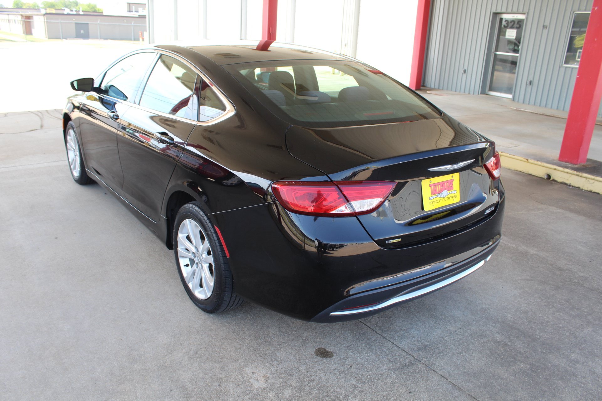 Used 2015 Chrysler 200 Limited FWD image 39