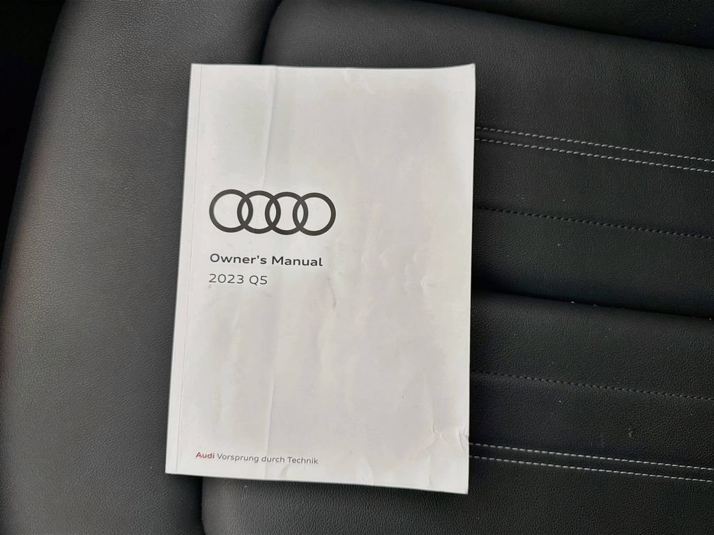 Used 2023 Audi Q5 2.0T Premium w/ Convenience Package AWD/4WD image 37