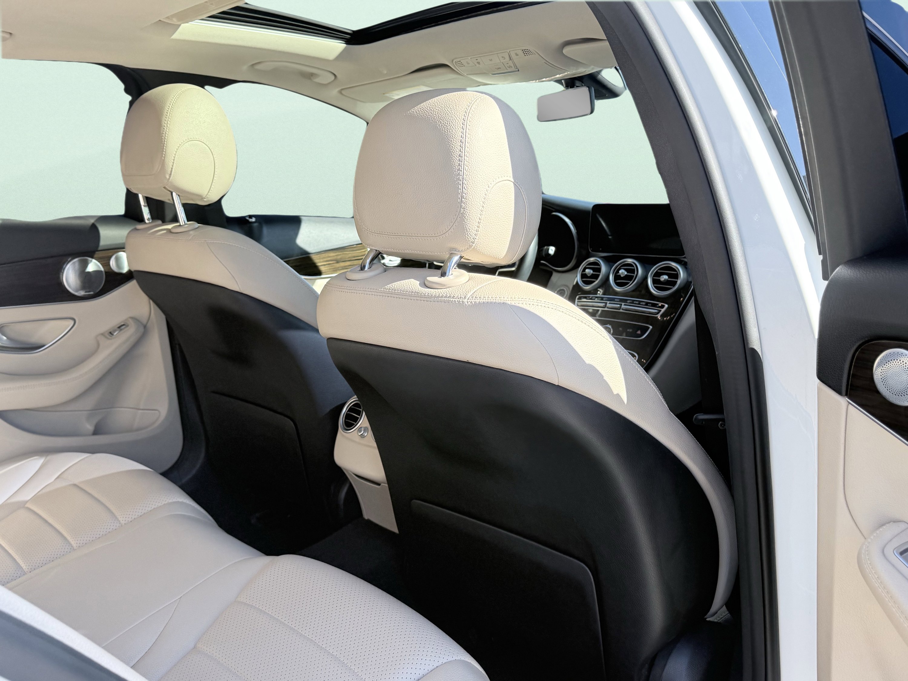 Used 2021 Mercedes-Benz C 300 Sedan image 20