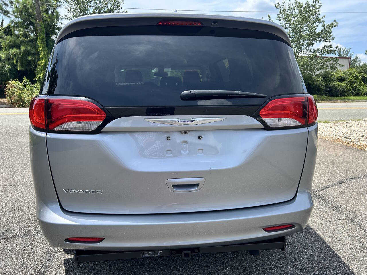 Used 2020 Chrysler Voyager Lxi image 7