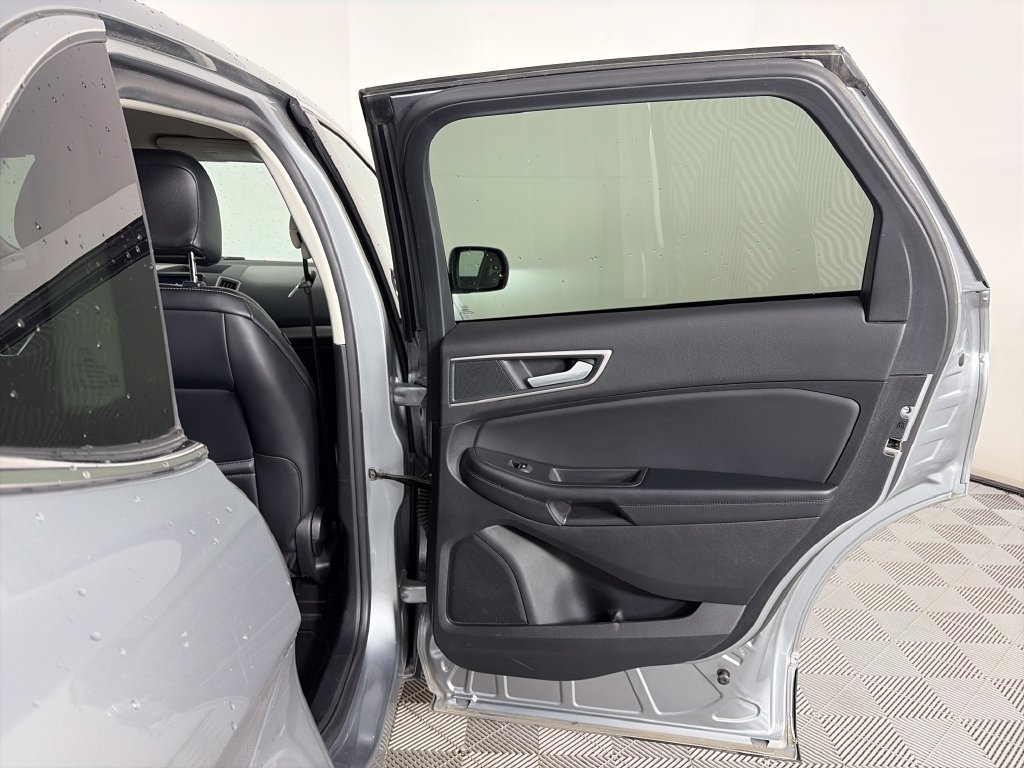 Used 2024 Ford Edge SEL AWD/4WD image 28