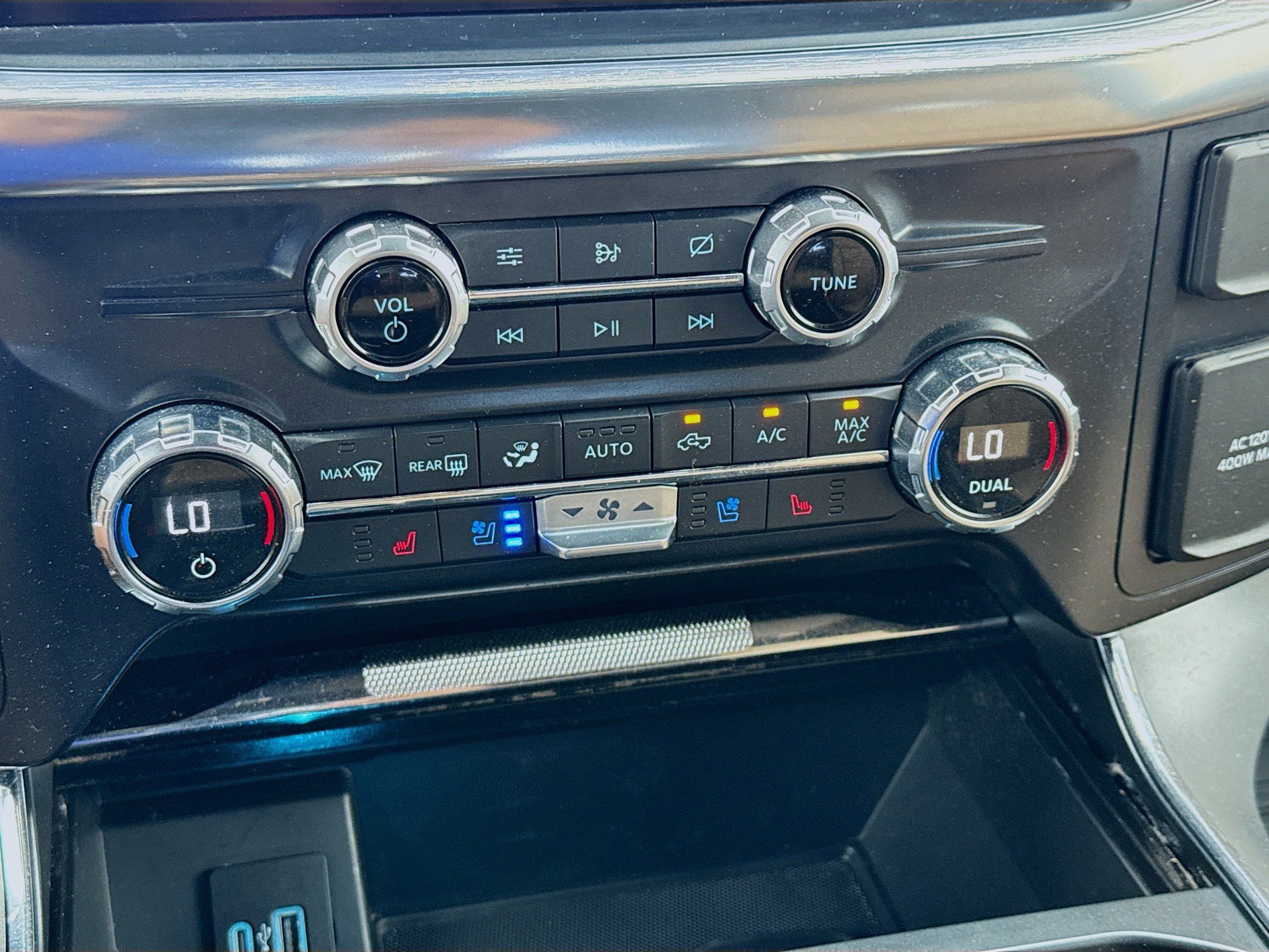 Used 2021 Ford F150 Lariat image 12