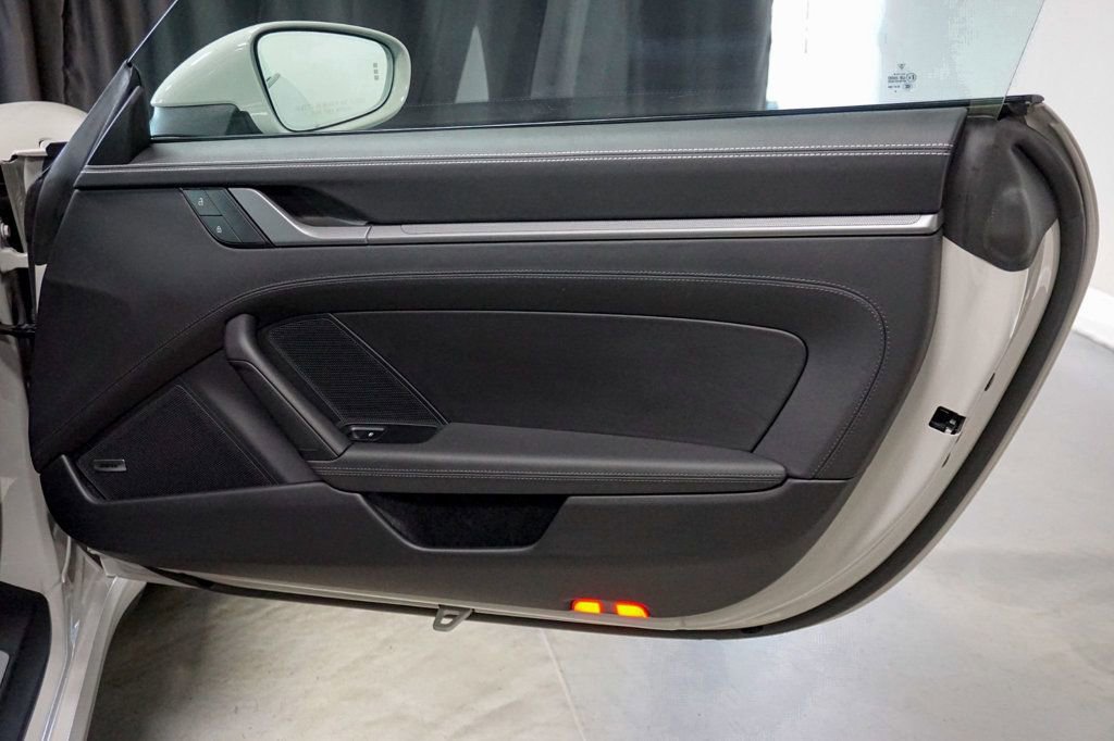 Used 2024 Porsche 911 Coupe image 33