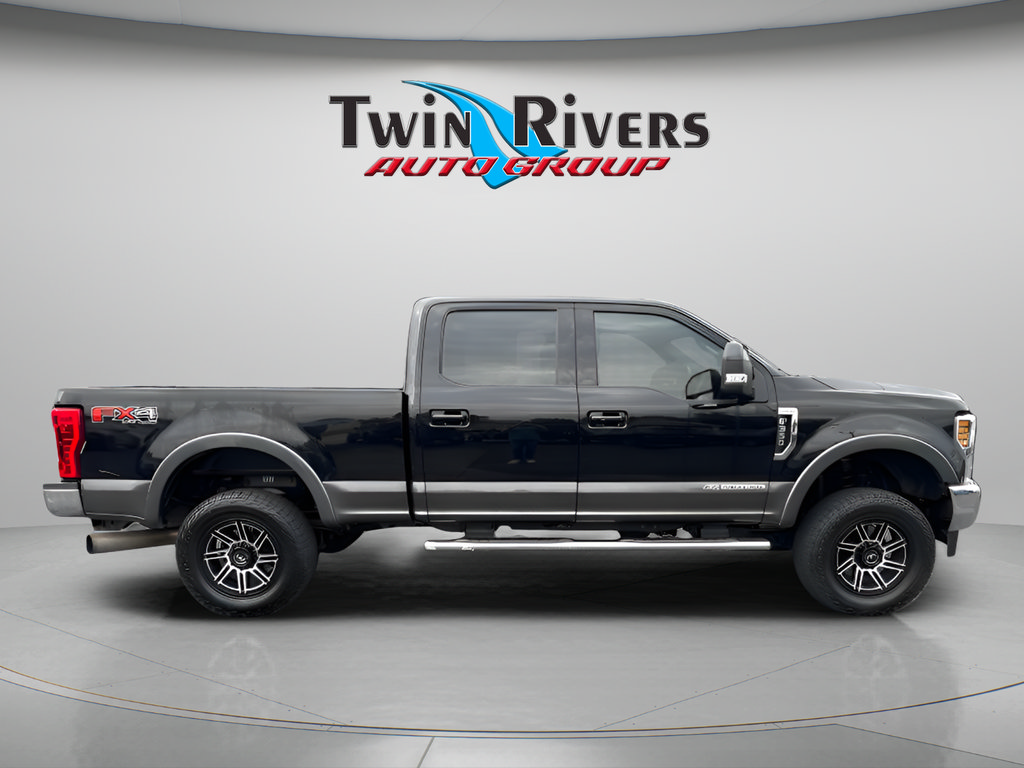 Used 2019 Ford F350 Lariat w/ Lariat Ultimate Package AWD/4WD image 4