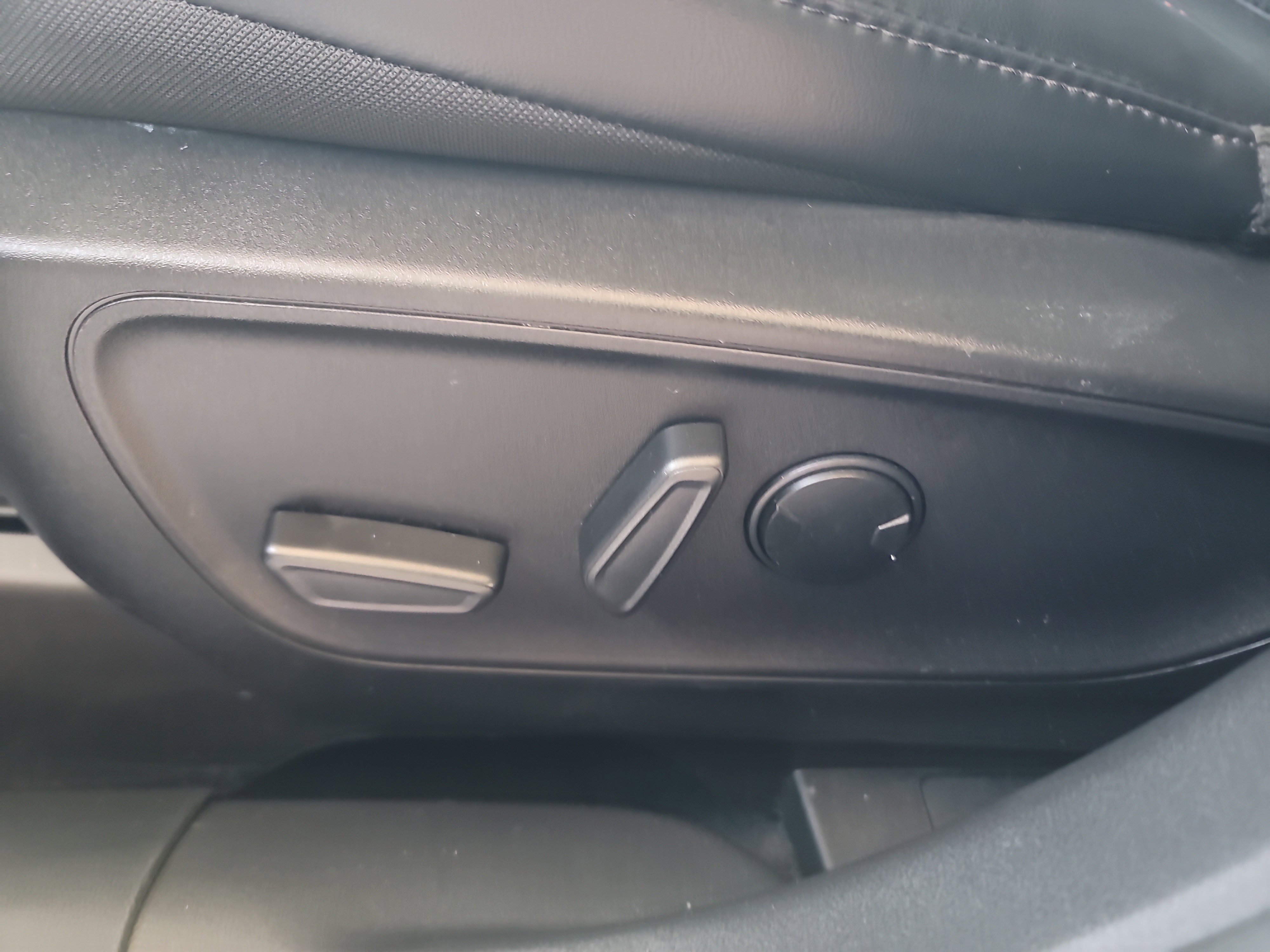 Used 2023 Ford Escape ST-Line w/ Tech Pack #1 image 15