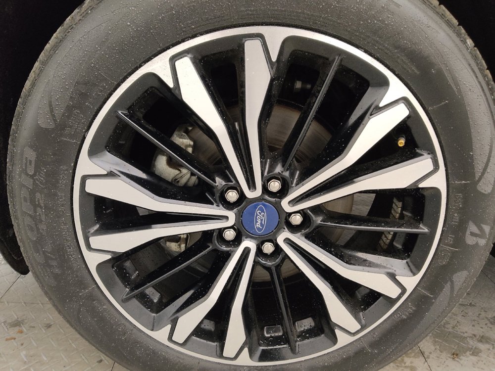 Used 2021 Ford Escape SEL w/ SEL Stealth AWD Package image 31